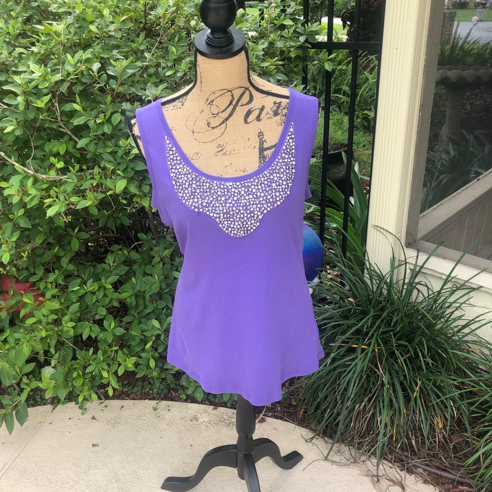 Purple tank top 💜